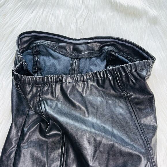 New York & Company Black Faux Leather Bustier - Picture 4 of 4
